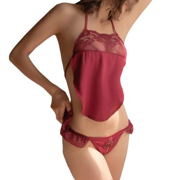 طقم ملابس داخلية بحمالة بطن وربطة عنق على شكل فيونكة عتيقة