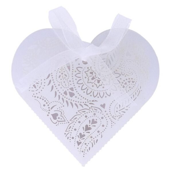 علبة حلوى كوكيز صغيرة على شكل قلب صغير مكونة من 20 قطعة