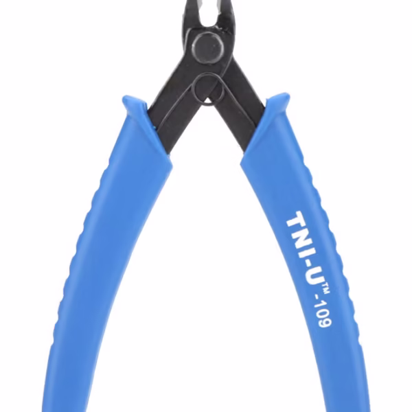 قاطع كهربائي للقطع