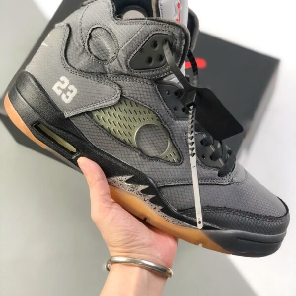 حذاء Nike Air Jordan 5 Retro