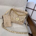 حقيبة شانيل المنسوجة باللؤلؤ