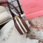 ⁦حقيبة ميوميو القماشية المخططة⁩ - الصورة ⁦4⁩