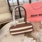 ⁦حقيبة ميوميو القماشية المخططة⁩ - الصورة ⁦5⁩