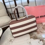 ⁦حقيبة ميوميو القماشية المخططة⁩ - الصورة ⁦4⁩