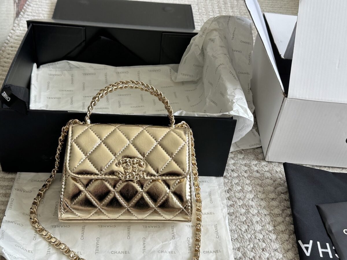 ⁦حقيبة كيلي شانيل الرائعة والجميلة⁩ - الصورة ⁦1⁩