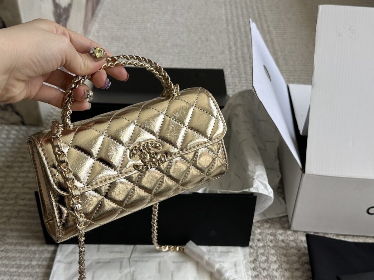 ⁦حقيبة كيلي شانيل الرائعة والجميلة⁩ - الصورة ⁦3⁩