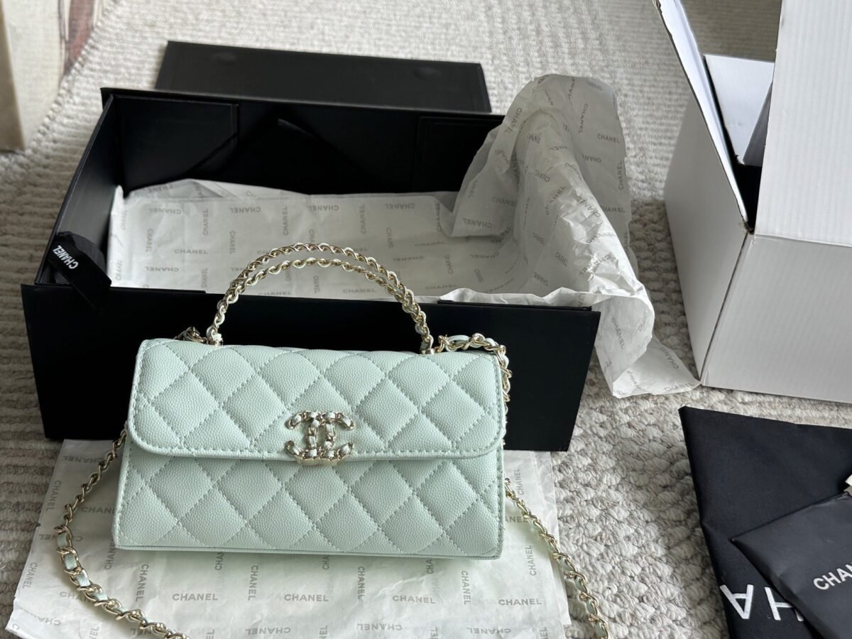 ⁦حقيبة كيلي شانيل الرائعة والجميلة⁩ - الصورة ⁦1⁩