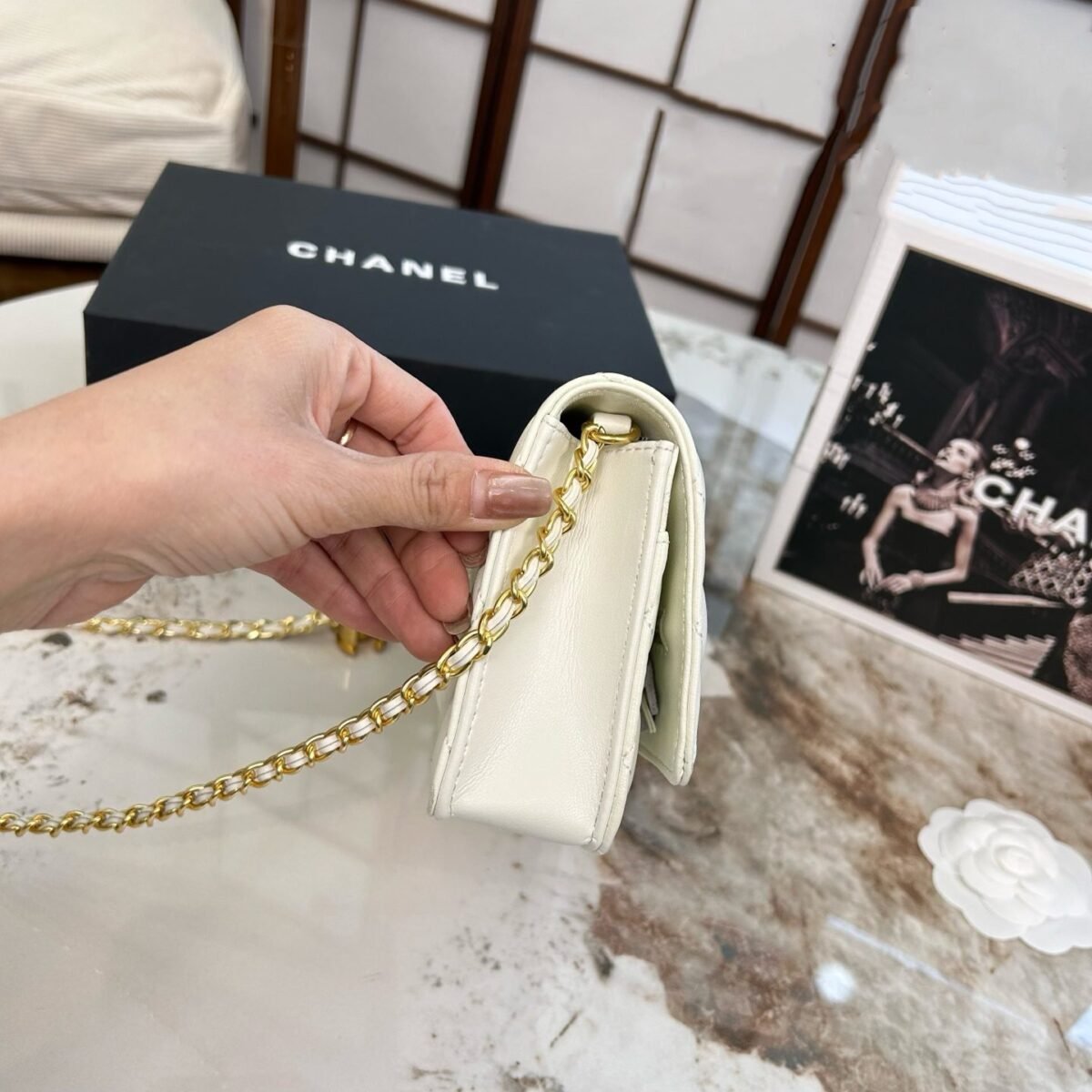 ⁦حقيبة شانيل الجديدة ١٩*١٢ سم⁩ - الصورة ⁦4⁩