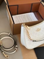 ⁦حقيبة كوتش تيري بتصميم جديد ومتطور⁩ - الصورة ⁦3⁩