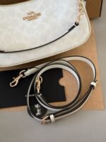 ⁦حقيبة كوتش تيري بتصميم جديد ومتطور⁩ - الصورة ⁦9⁩