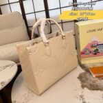 ⁦حقيبة لويس فويتون ٣٥*٢٧ سم⁩ - الصورة ⁦3⁩