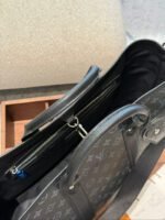 ⁦حقيبة عمل رجالية من لويس فيتون (LV)⁩ - الصورة ⁦5⁩