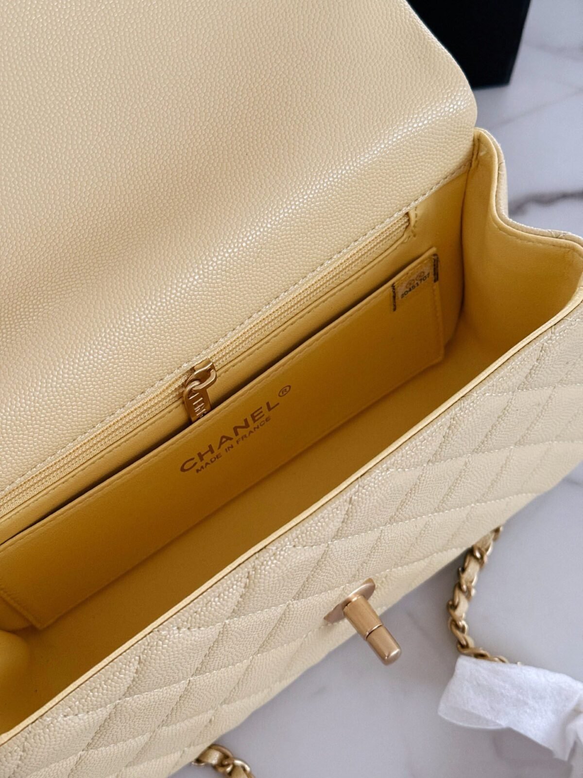⁦حقيبة شانيل جولد بول CF⁩ - الصورة ⁦6⁩