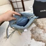 ⁦حقيبة شانيل صغيرة⁩ - الصورة ⁦3⁩