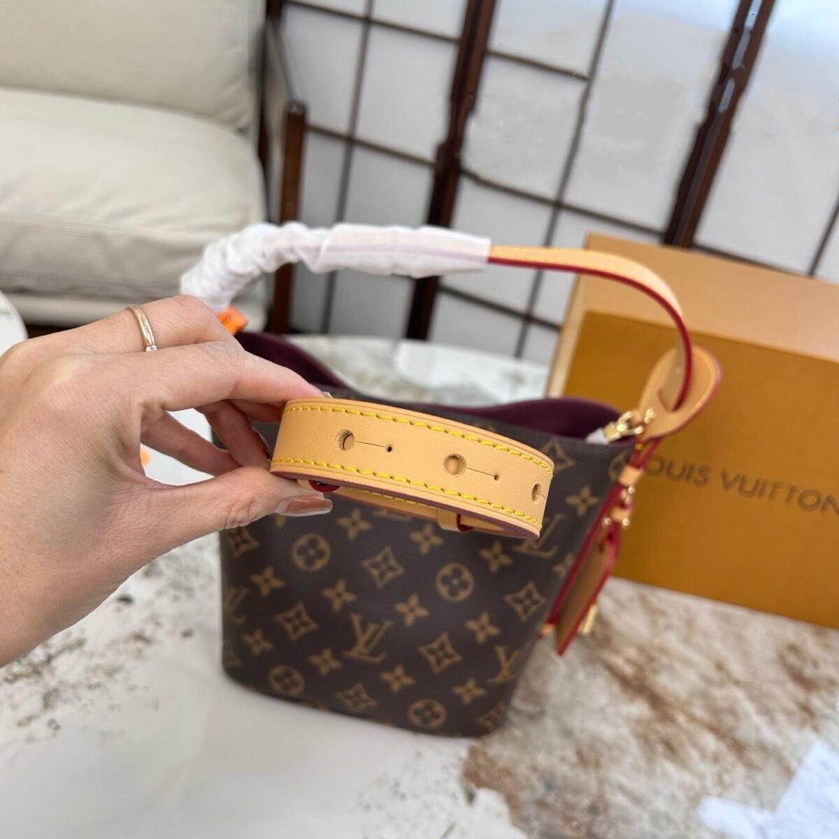 ⁦حقيبة دلو الزهور الجديدة من لويس فيتون⁩ - الصورة ⁦3⁩