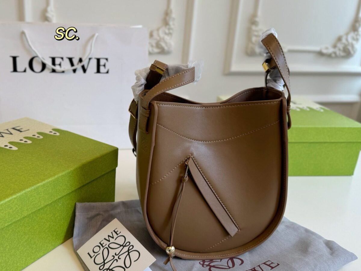 ⁦حقيبة لويفي هوبو⁩ - الصورة ⁦1⁩