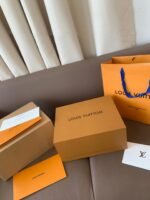 ⁦حقيبة فاخرة من لويس فيتون (Louis Vuitton)⁩ - الصورة ⁦9⁩