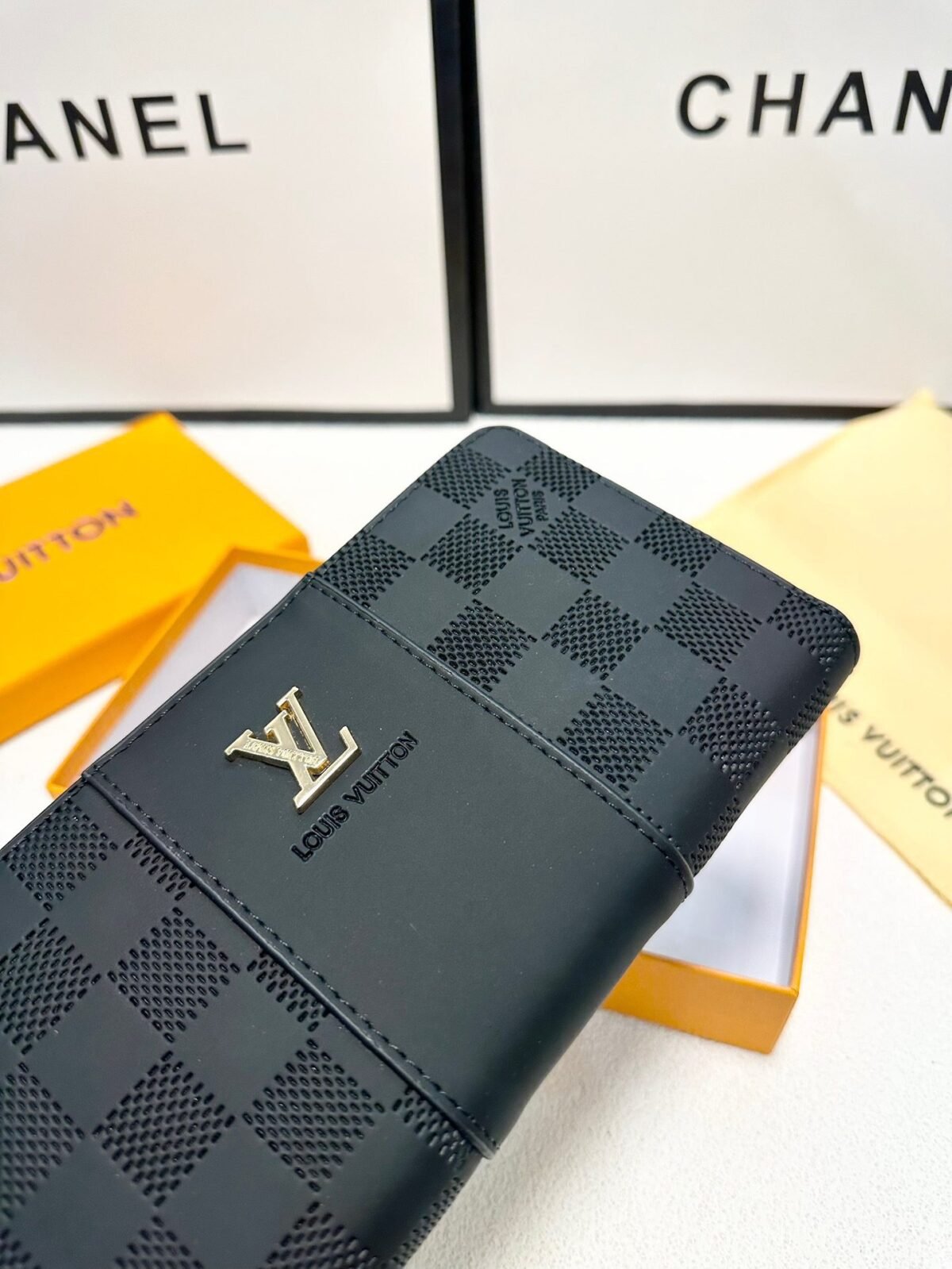 ⁦محفظة Louis Vuitton الفاخرة⁩ - الصورة ⁦5⁩