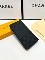 ⁦محفظة Louis Vuitton الفاخرة⁩ - الصورة ⁦7⁩