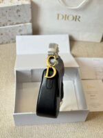 ⁦حقيبة ديور السوداء⁩ - الصورة ⁦4⁩