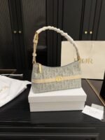 ⁦حقيبة ديور 30 ​​مونتين سيجال باللون الأزرق⁩ - الصورة ⁦2⁩