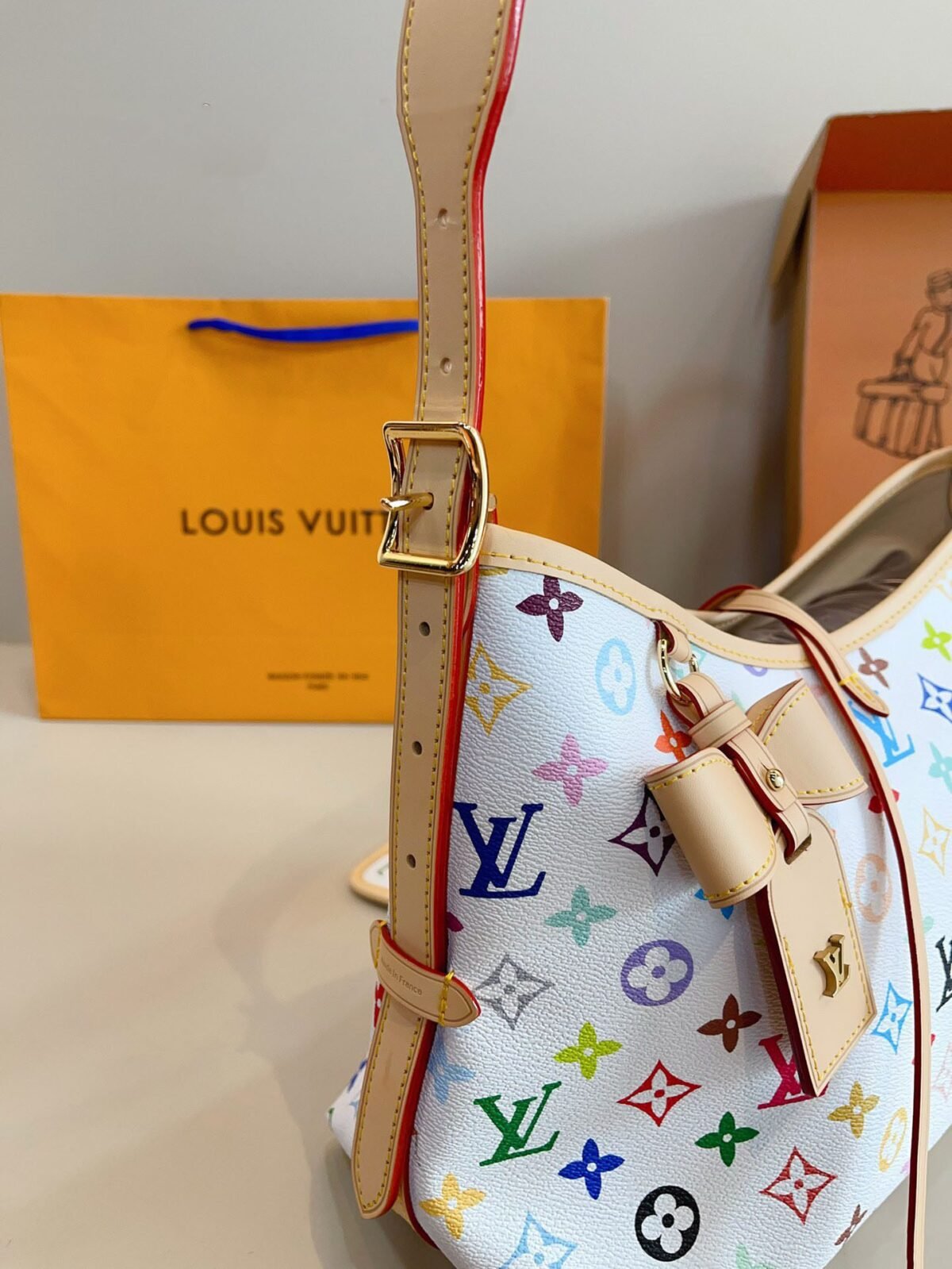 ⁦حقيبة من لويس فيتون⁩ - الصورة ⁦2⁩