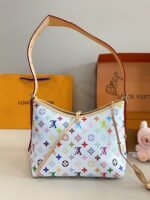 ⁦حقيبة من لويس فيتون⁩ - الصورة ⁦7⁩