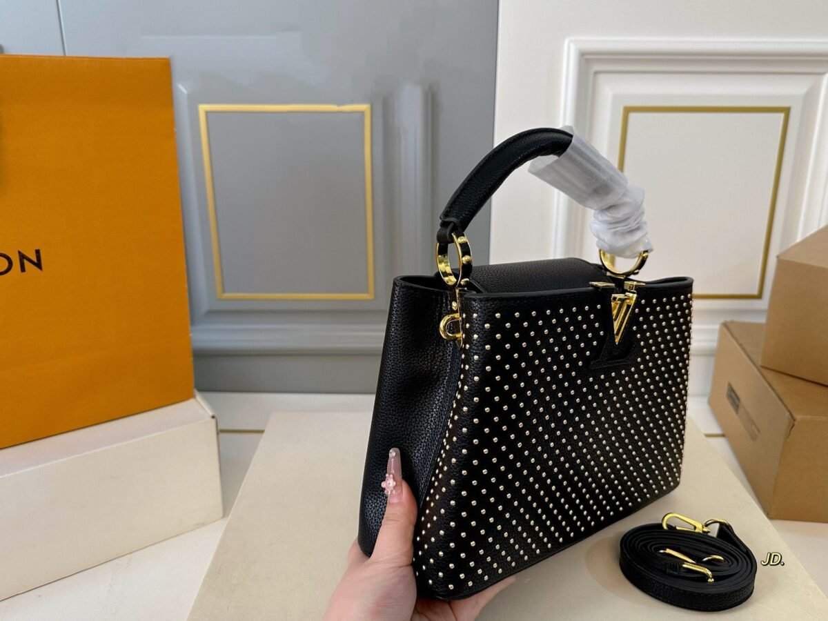 ⁦حقيبة يد كابوسين من لويس فويتون⁩ - الصورة ⁦2⁩