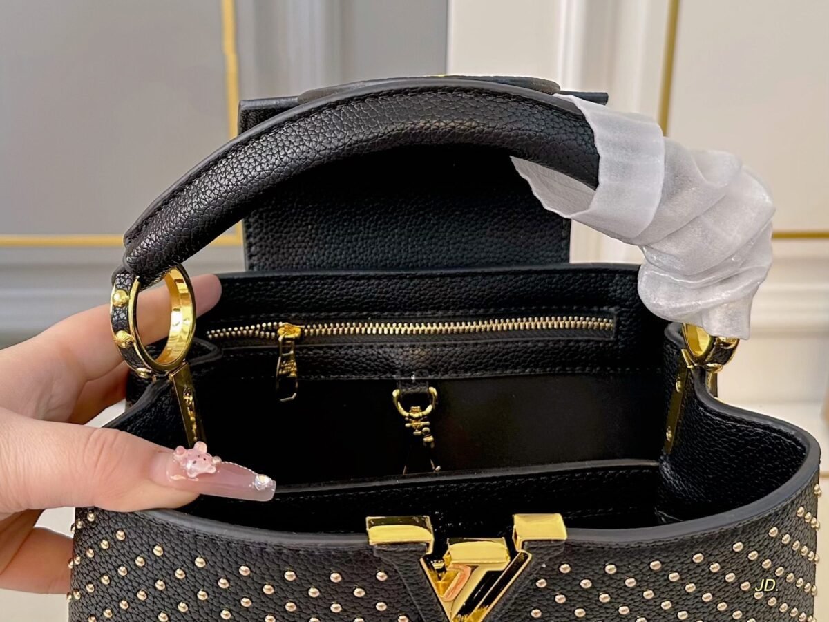 ⁦حقيبة يد كابوسين من لويس فويتون⁩ - الصورة ⁦5⁩