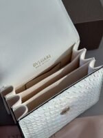 ⁦حقيبة فاخرة من بولغاري⁩ - الصورة ⁦9⁩