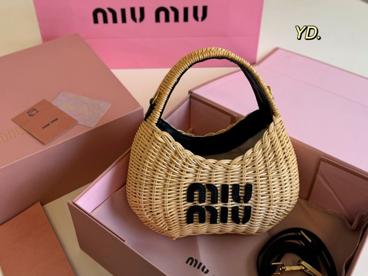 wsxc1746486003137_5 حقيبة سلة قش جديدة من ميوميو - الصورة 1