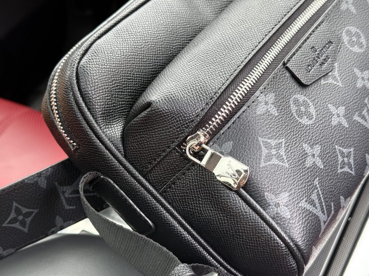 ⁦حقيبة من لويس فيتون⁩ - الصورة ⁦6⁩