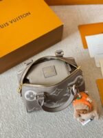 ⁦حقيبة لويس فيتون الأنيقة⁩ - الصورة ⁦9⁩