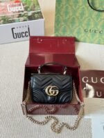 ⁦حقيبة يد فاخرة من Gucci⁩ - الصورة ⁦2⁩