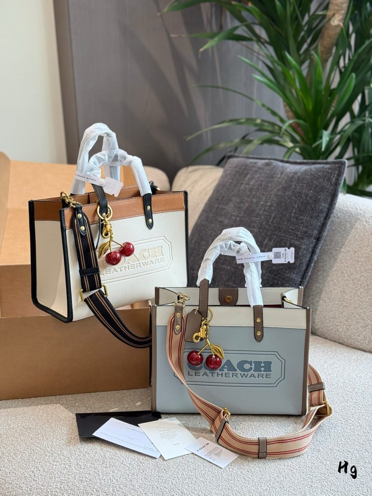 ⁦حقيبة كوتش الجلدية الرائعة⁩ - الصورة ⁦9⁩