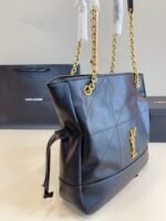 ⁦حقيبة الجلد الأسود الفاخر من Saint Laurent⁩ - الصورة ⁦3⁩