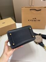 ⁦حقيبة كوتش⁩ - الصورة ⁦7⁩