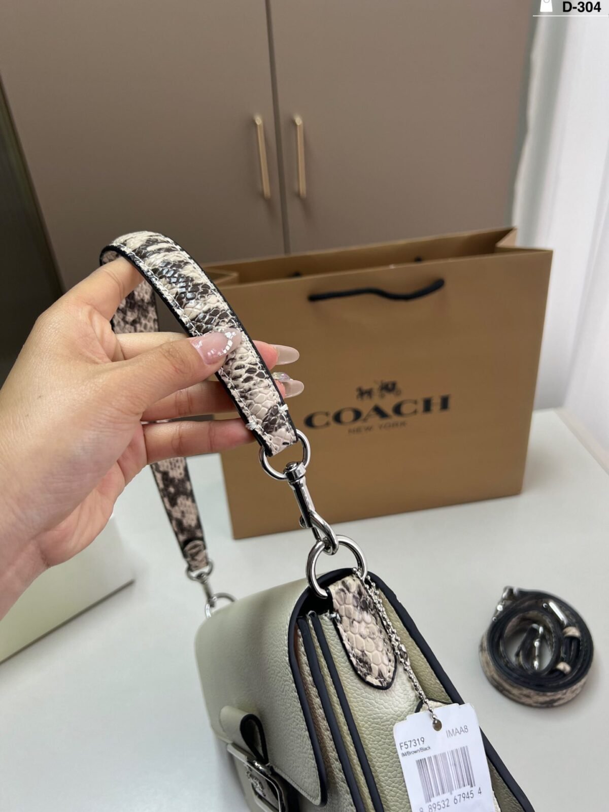 ⁦حقيبة كوتش الجديدة بتصميم باغيت⁩ - الصورة ⁦7⁩