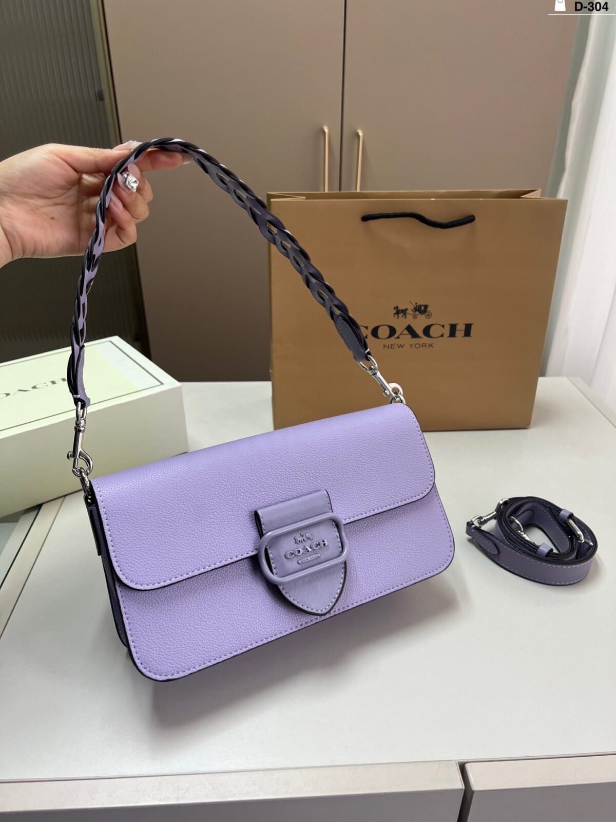 ⁦حقيبة كوتش الجديدة بتصميم باغيت⁩ - الصورة ⁦1⁩