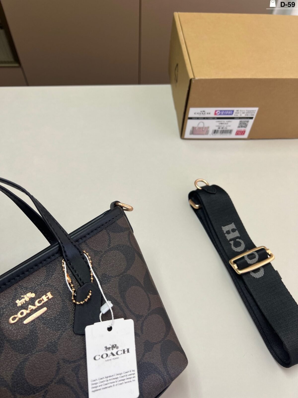 ⁦حقيبة كوتش سيتي الأنيقة⁩ - الصورة ⁦8⁩