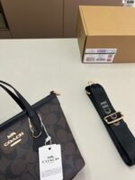 ⁦حقيبة كوتش سيتي الأنيقة⁩ - الصورة ⁦8⁩