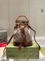 حقيبة دلو من الخيزران من غوتشي