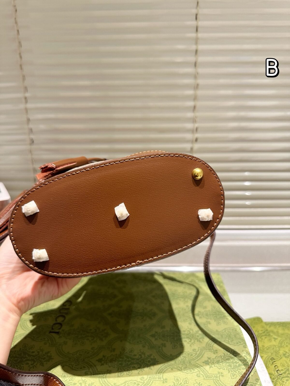 ⁦حقيبة دلو من الخيزران من غوتشي⁩ - الصورة ⁦8⁩