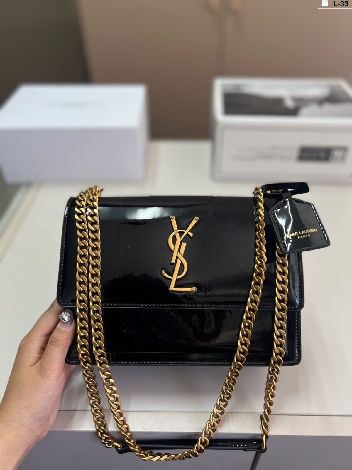 ⁦حقيبة غروب الشمس الكلاسيكية من YSL⁩ - الصورة ⁦2⁩