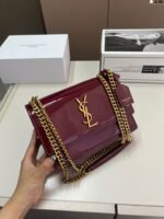 حقيبة غروب الشمس الكلاسيكية من YSL