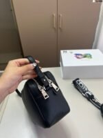 ⁦حقيبة كاميرا برادا⁩ - الصورة ⁦7⁩