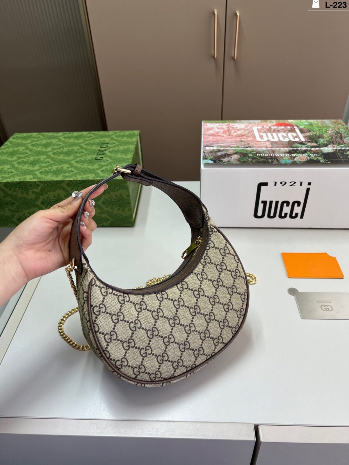 ⁦حقيبة غوتشي الجديدة الرائعة⁩ - الصورة ⁦4⁩