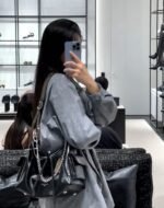 ⁦حقيبة لويس فويتون كارايال سوداء⁩ - الصورة ⁦5⁩