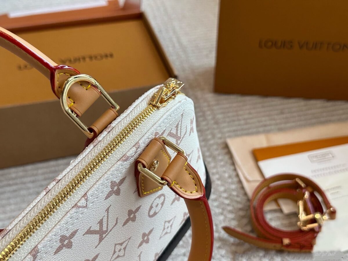 ⁦حقيبة لويس فيتون ألما⁩ - الصورة ⁦7⁩