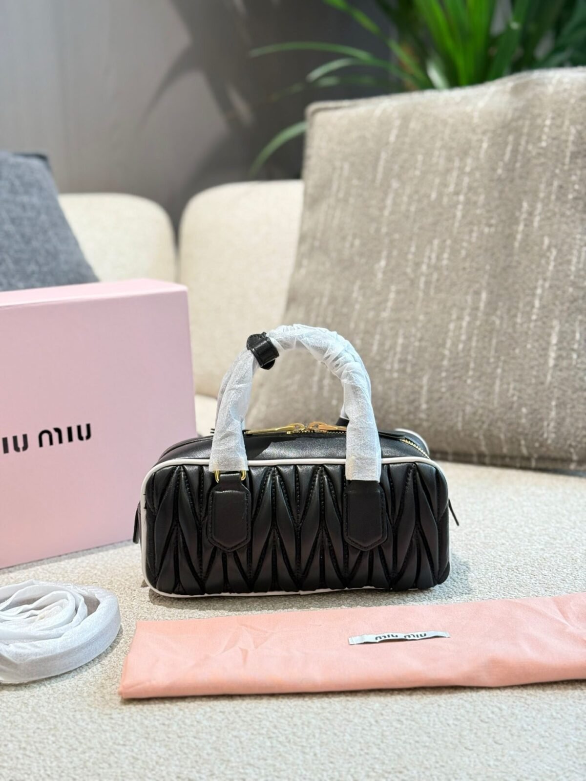 ⁦حقيبة ميوميو الجديدة⁩ - الصورة ⁦3⁩